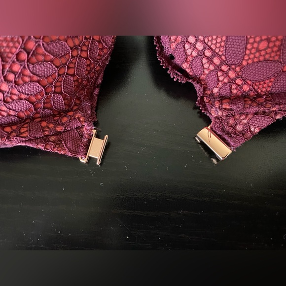 Victoria’s Secret racerback pushup bra 34b - Picture 3 of 5